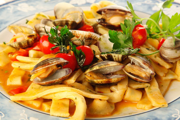 pasta napoletana con vongole veraci