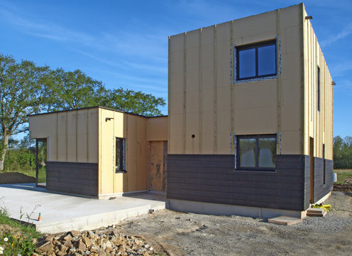 Construction d'une maison individuelle avec bardage bois