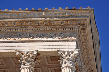 Nimes, La Maison Carree