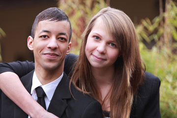 junges, verliebtes Paar