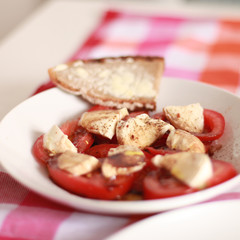 Italienisch Essen - Tomate Mozzarella