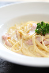 Spaghetti Carbonara with ham and cheese