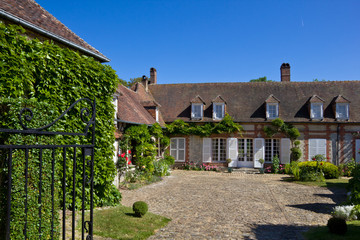 Fototapeta na wymiar Dom w Gerberoy francuskiej miejscowości