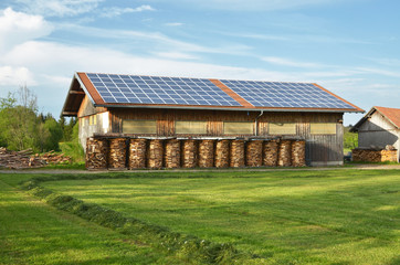 Solaranlage auf Scheunendach