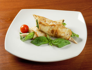 rolled pancakes stuffed chicken