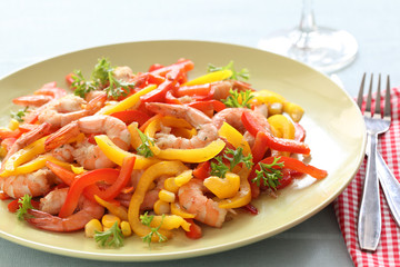 Shrimp with pepper and corn