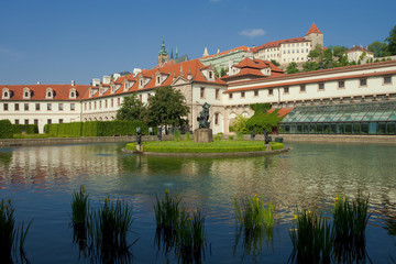 Fototapeta na wymiar Praga, Vald¹tejnská ogród
