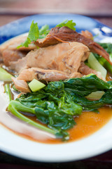Steam pork leg with gravy and vegetable with White Wheat Bun