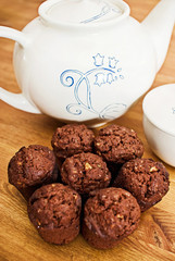 muffins and dishes