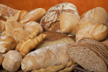 pane cotto al forno, assortimento