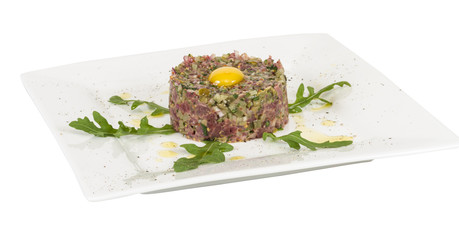 steak tartare with egg
