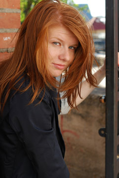 The uncombed red girl