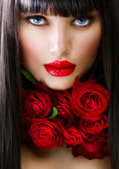 Beautiful Fashion Girl with Roses