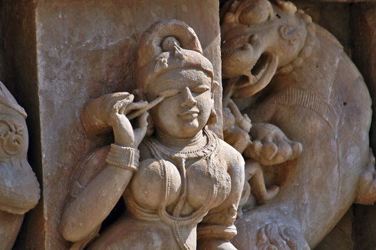 Adinath e Parshwanat temple, Khajuraho - India
