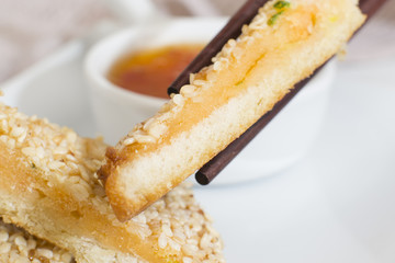 Hatosi - Chinese Sesame Prawn Toast & Sweet Chili Sauce