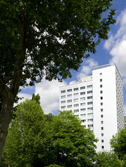 Obraz premium Sanierter Plattenbau