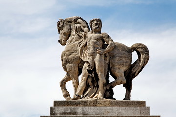 Gaulois avec cheval. Pont d'Iena.