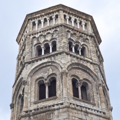 Fototapeta na wymiar San Donato kościół, Genoa