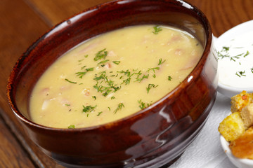 Chicken creamy soup with croutons