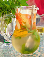 iced fruit tea