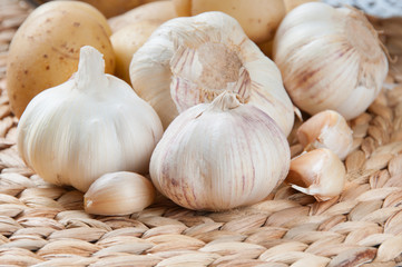 garlic and potatoes