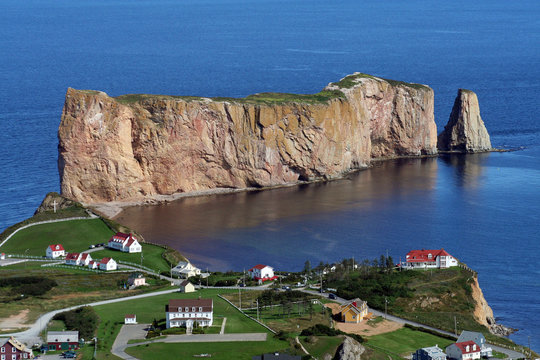 Rocher-Perc&eacute;