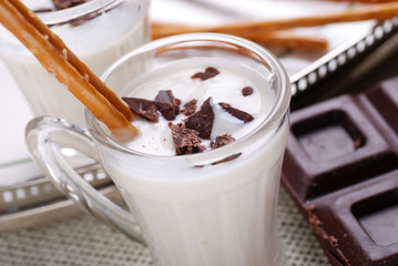 yogurt al cioccolato - due