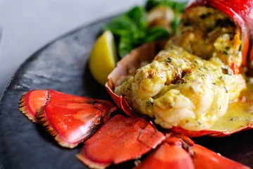Crédence de cuisine en verre imprimé Plats de repas Gourmet lobster dinner at the restaurant