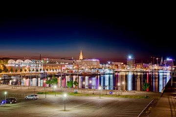 Naklejka premium Kiel am Abend