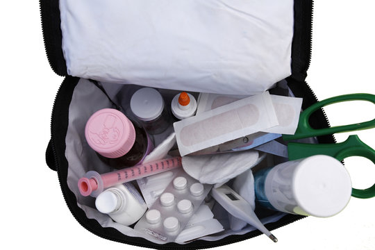 trousse &agrave; pharmacie