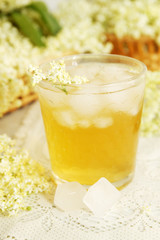 drink with ice