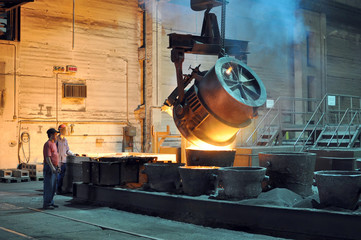 Giesserei Fabrik / steel mill factory