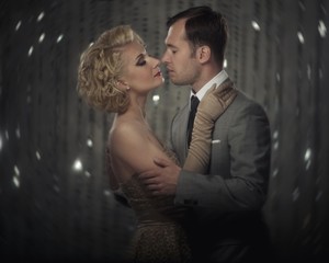 Retro couple over blurred background