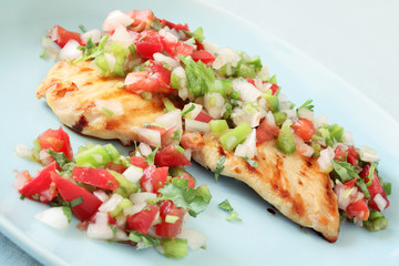 Grilled chicken with salsa fresca