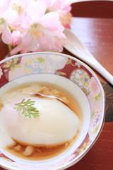 Japanese cuisine, hot spring egg