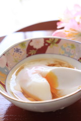 Japanese cuisine, hot spring egg