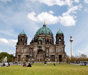 Berliner Dom, Fernsehturm. Berlin. © Bruno Bleu