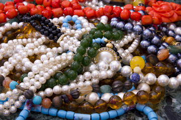 Jewelry, necklaces, pearls