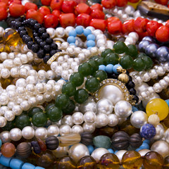 Jewelry, necklaces, pearls