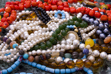 Jewelry, necklaces, pearls