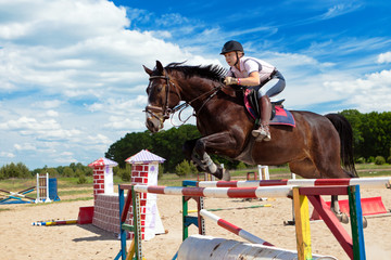 Training im Springreiten