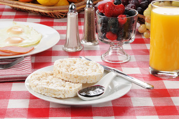 Rice cakes with breakfast