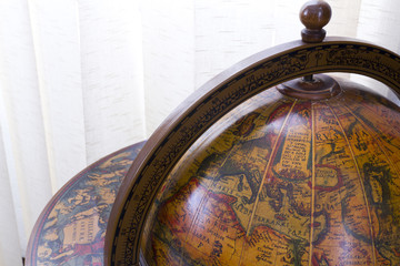 Globe © lapas77