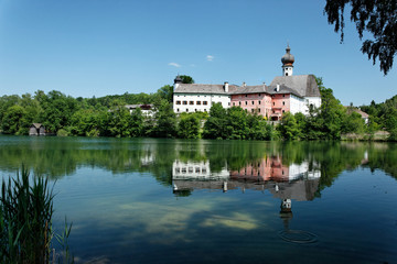 Fototapeta premium HÖGLWÖRTH BAVARIA GERMANY © HERBY HERBERT MESERITSCH