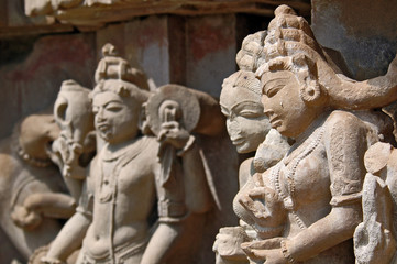 Adinath e Parshwanat temple, Khajuraho - India