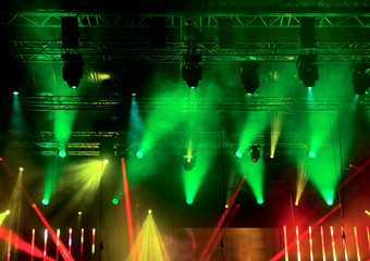Bright rays of light on stage