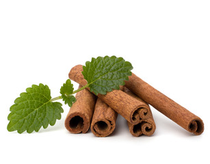 Cinnamon sticks