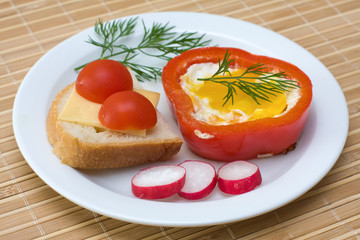 Eggs baked in pepper