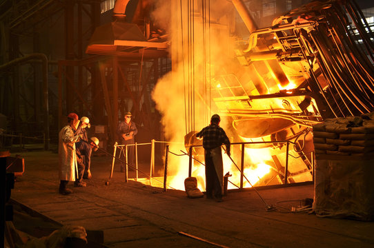 Giesserei Fabrik / steel mill factory