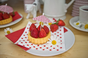 Erdbeerkuchen zu Ostern